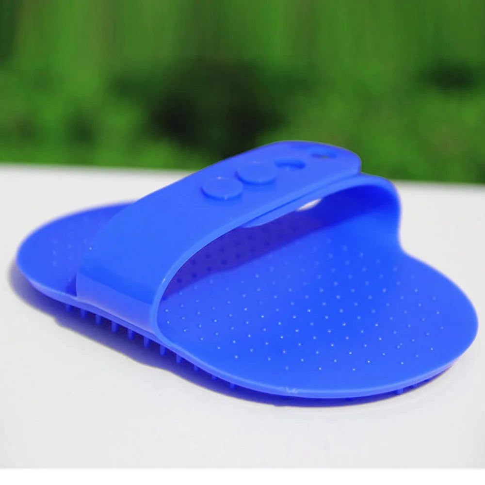 Dog Bath Rubber Brush Pet Grooming Shampoo Cat Comb Hair Washing Clean Fur Massaging Bristle